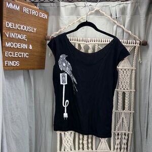 Option-G Black Graphic Short Sleeve Women's Top